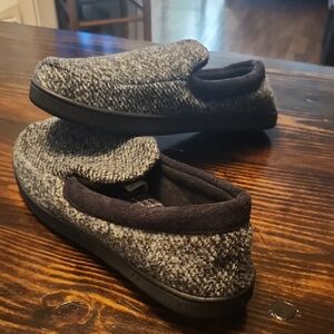 isotoner Men's Heather Gray Slip-On Casual Loafers